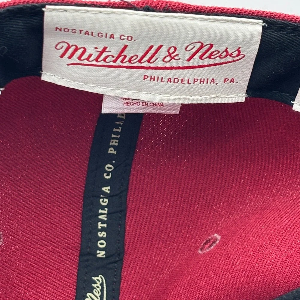 Mitchell & Ness Hat Mens 7 3/4 Cardinal Portland Trail Blazers NBA Fitted Cap